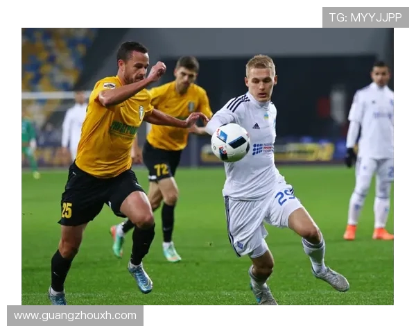 汉堡4-0大胜达姆施塔特 雷斯破门塞尔克闪电反击助力暂登德乙榜首